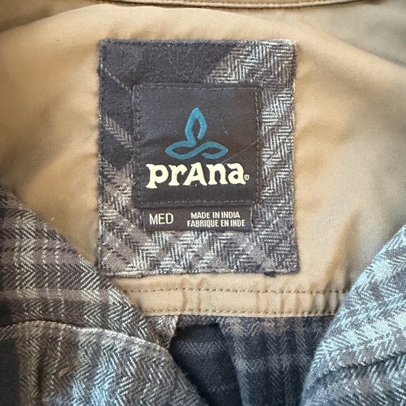 PrAna Men's Flannel button down shirt size medium - Picture 3 of 6